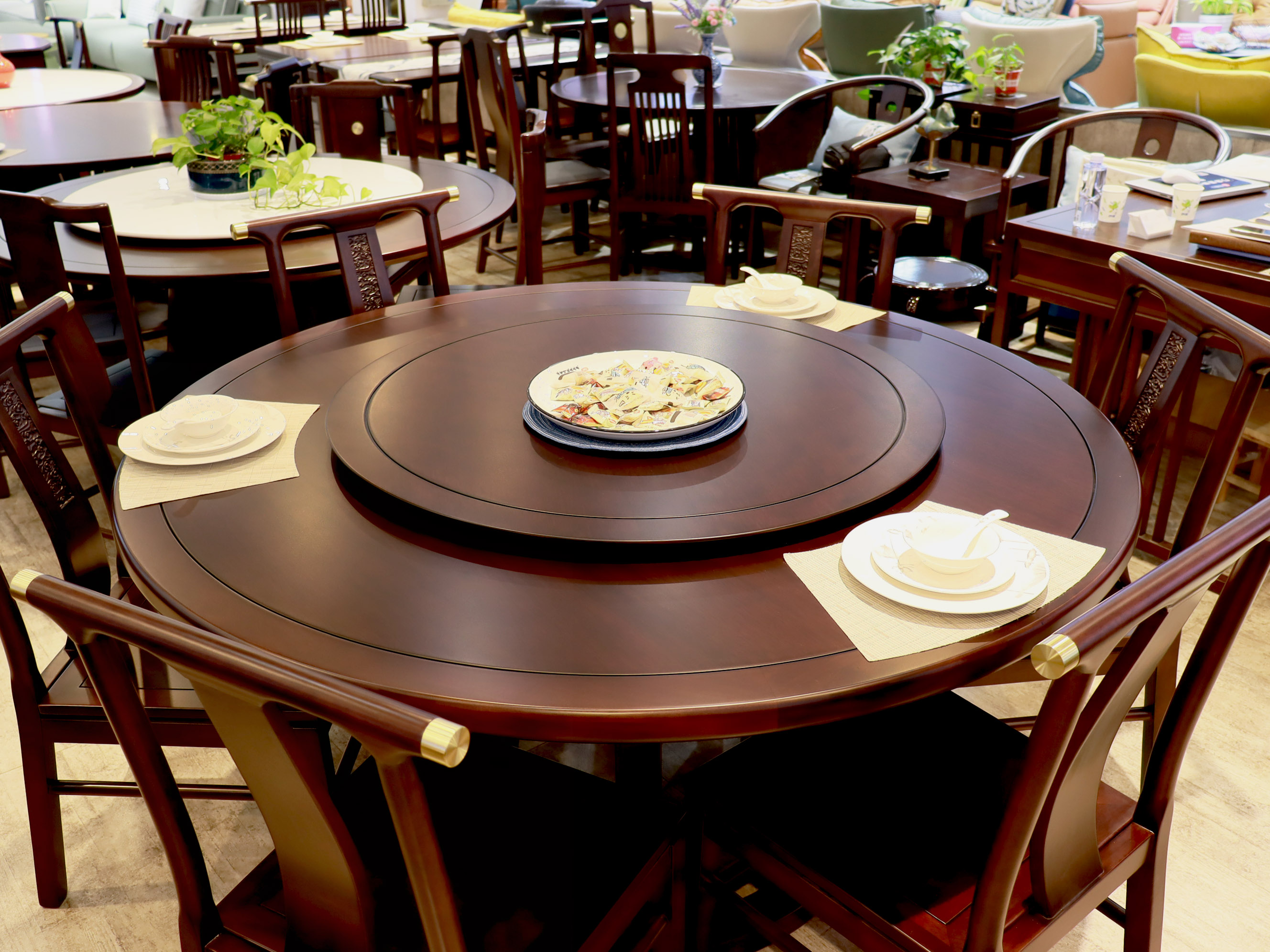 四季檀香新中式家具红檀木实木餐桌椅2950009