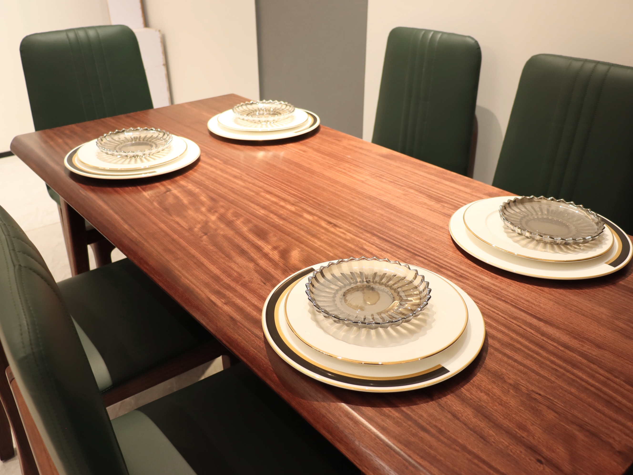 博豪瑞琅家具 新中式风格乌金木实木餐桌椅3040003
