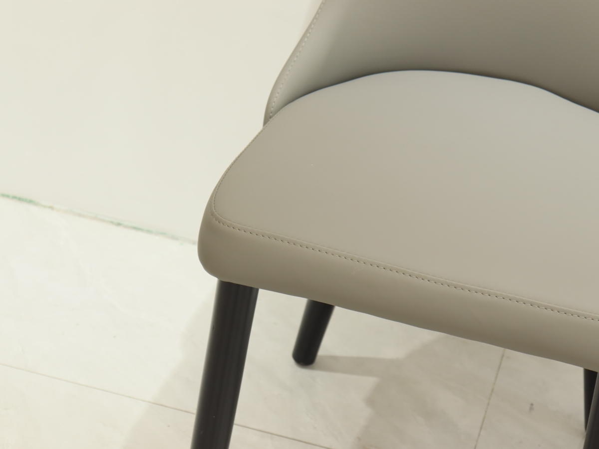 东墅一品客厅家具 现代风格超纤皮+实木腿餐椅3030016