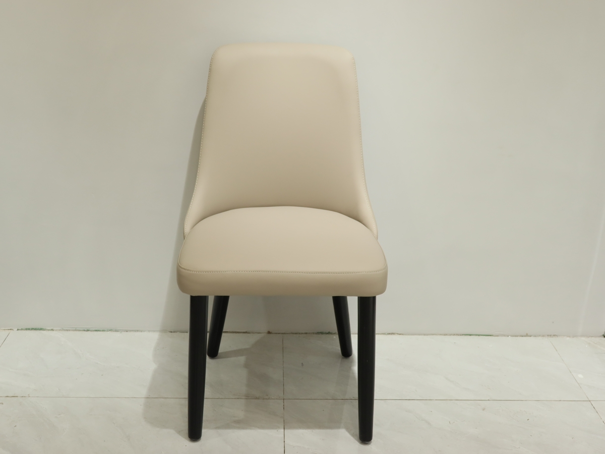 东墅一品客厅家具 现代风格超纤皮+实木腿餐椅3030017