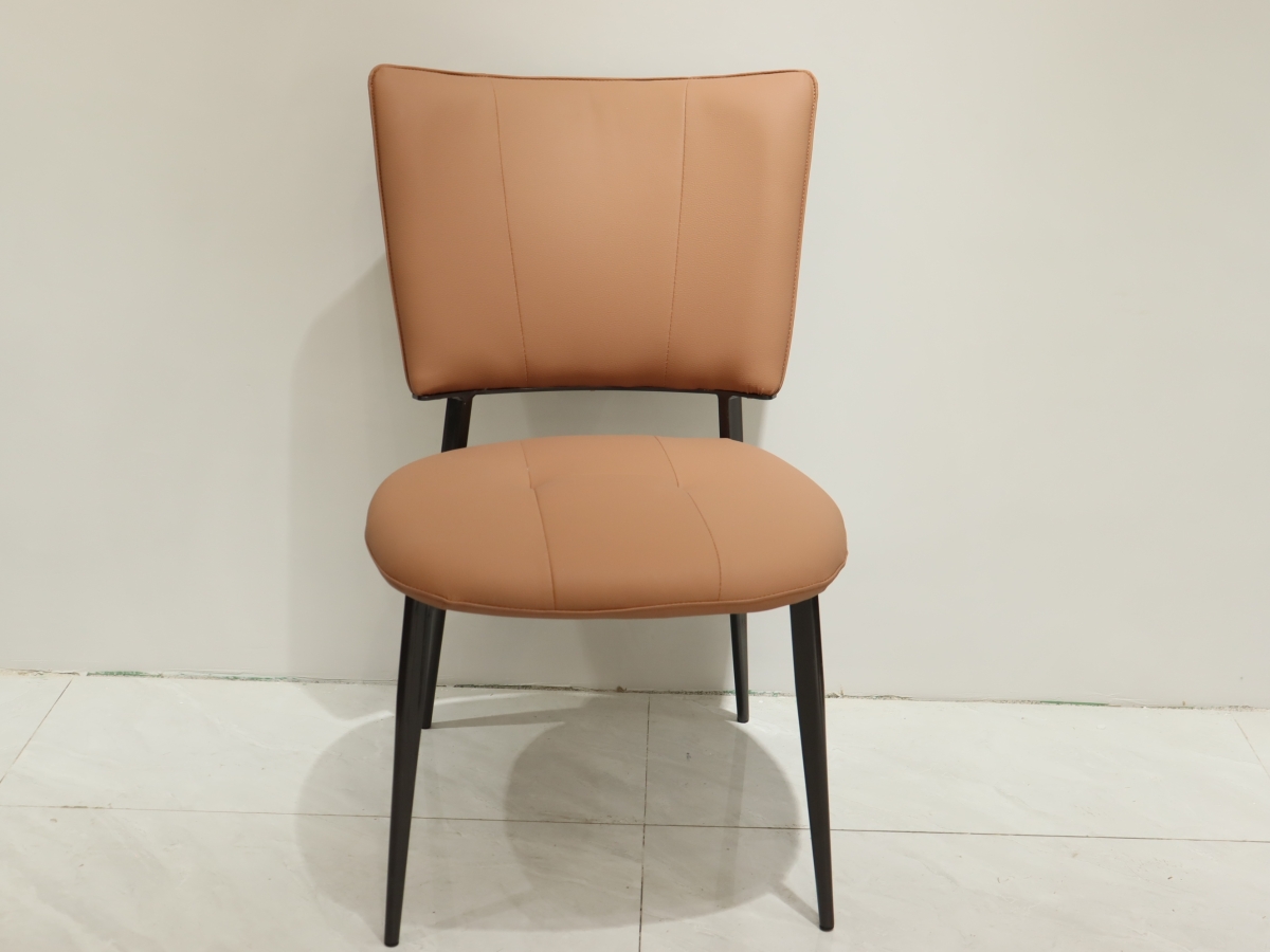 东墅一品客厅家具 现代风格高仿皮+碳钢腿餐椅3030018