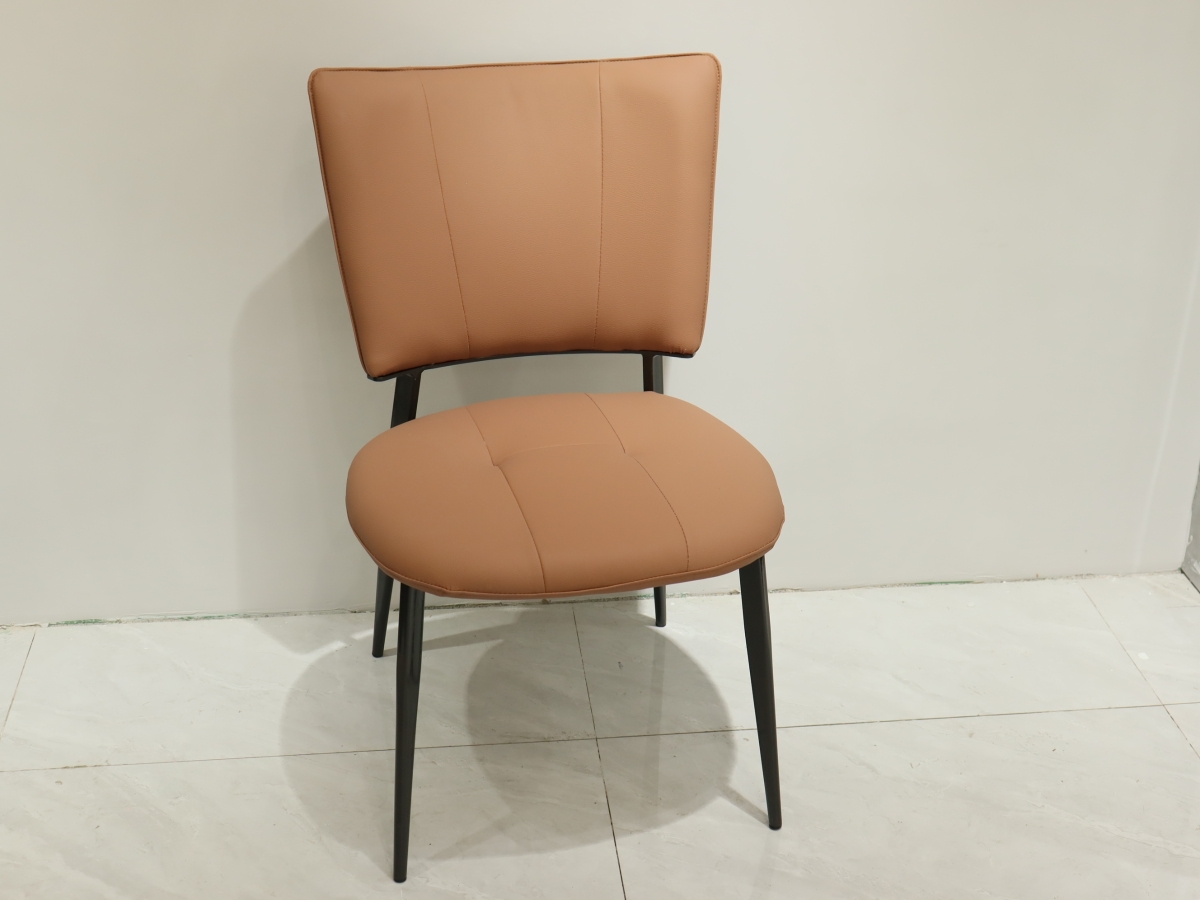 东墅一品客厅家具 现代风格高仿皮+碳钢腿餐椅3030018